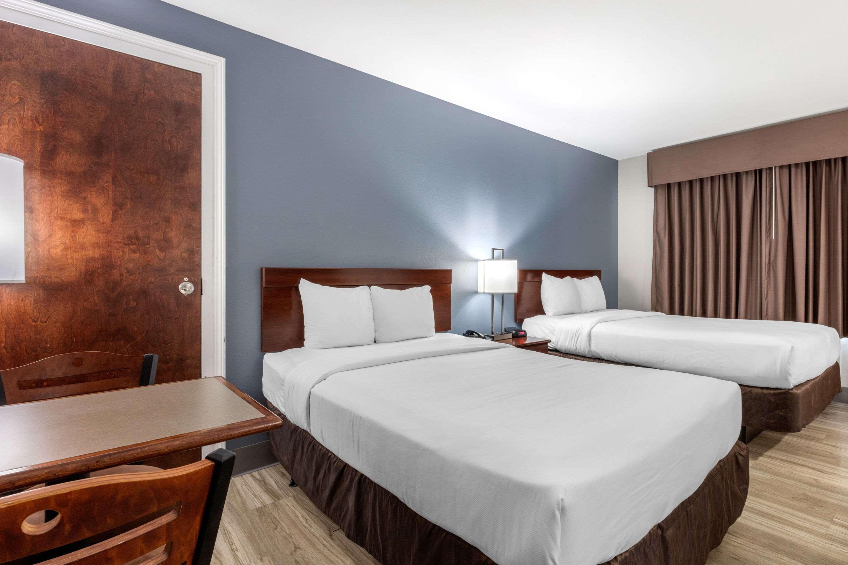 Quality Inn & Suites Demopolis Kültér fotó