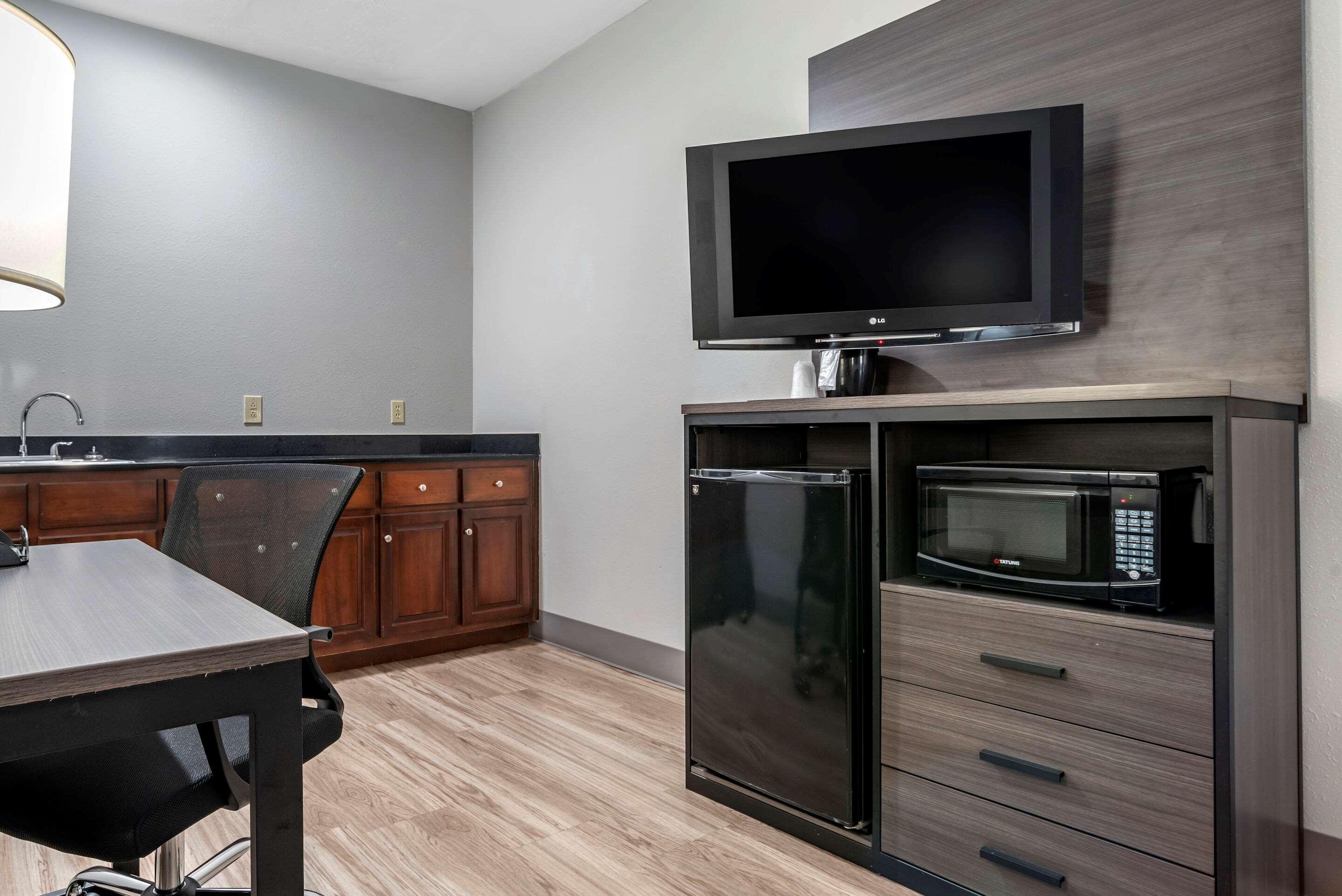 Quality Inn & Suites Demopolis Kültér fotó